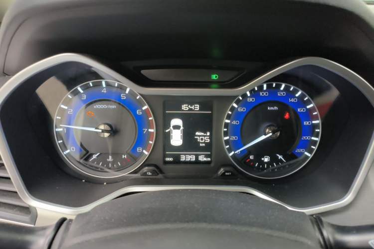 Used Geely Auto Vision X3 2019 Upgraded Model 1.5L Manual Elite Version Instrument Cluster