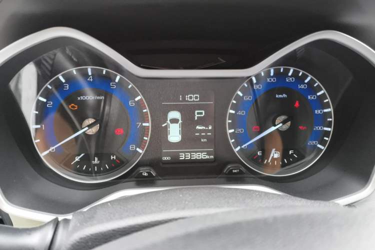 Used Geely Auto Vision X3 2019 Upgraded Model 1.5L CVT Prestige Version Instrument Cluster