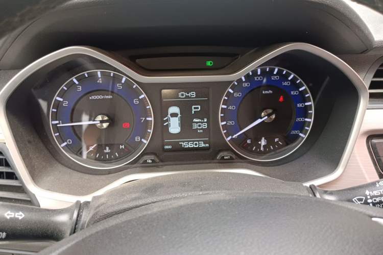 Used Geely Auto Vision X3 2019 Upgraded Model 1.5L CVT Elite Version Instrument Cluster