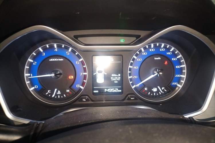Used Geely Auto Vision X3 2019 Upgraded Model 1.5L Manual Elite Version Instrument Cluster