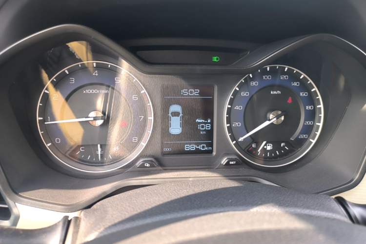 Used Geely Auto Vision X3 2019 Upgraded Model 1.5L Manual Luxury Version Instrument Cluster