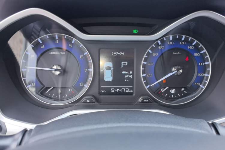Used Geely Auto Vision X3 2019 Upgraded Model 1.5L CVT Elite Version Instrument Cluster
