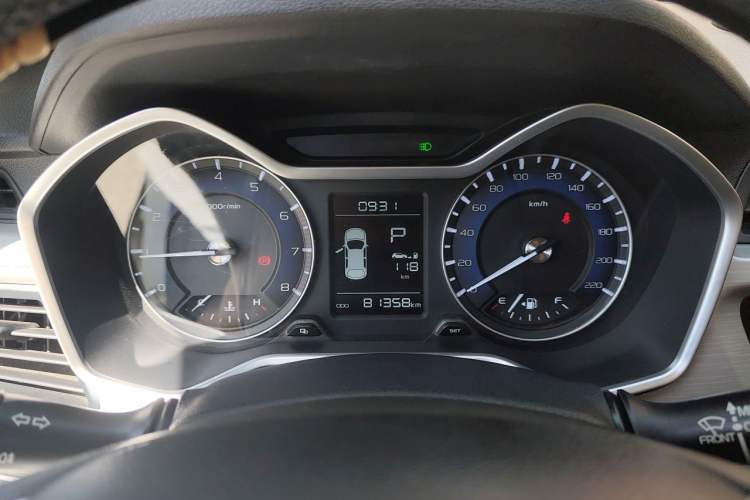 Used Geely Auto Vision X3 2019 Upgraded Model 1.5L CVT Prestige Version Instrument Cluster