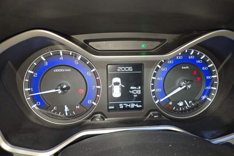 Used Geely Auto Vision X3 2019 Upgraded Model 1.5L Manual Luxury Version Instrument Cluster
