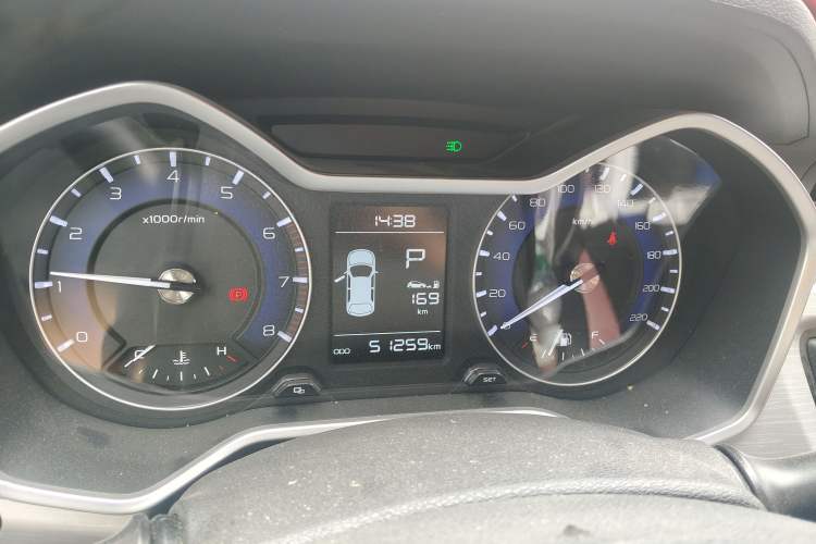 Used Geely Auto Vision X3 2019 Upgraded Model 1.5L CVT Prestige Version Instrument Cluster