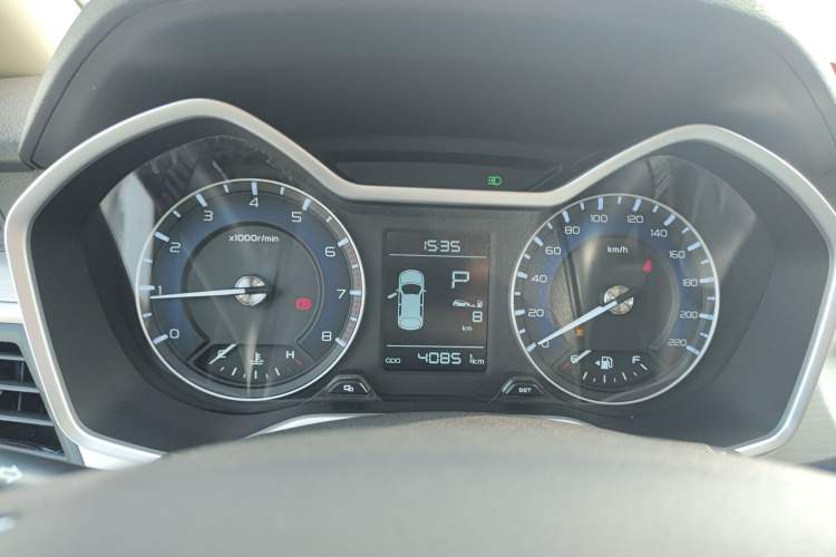 Used Geely Auto Vision X3 2019 Upgraded Model 1.5L CVT Elite Version Instrument Cluster