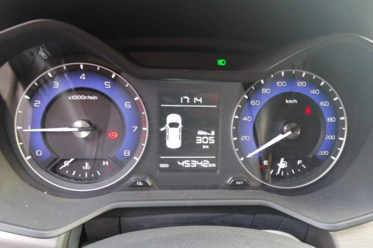 Used Geely Auto Vision X3 2019 Upgraded Model 1.5L Manual Luxury Version Instrument Cluster