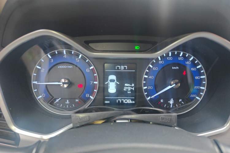 Used Geely Auto Vision X3 2019 Upgraded Model 1.5L Manual Luxury Version Instrument Cluster