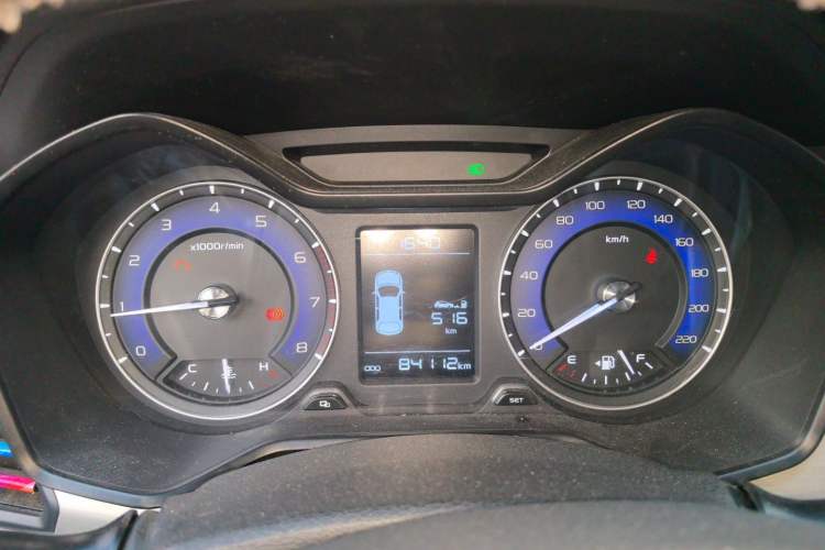 Used Geely Auto Vision X3 2019 Upgraded Model 1.5L Manual Elite Version Instrument Cluster