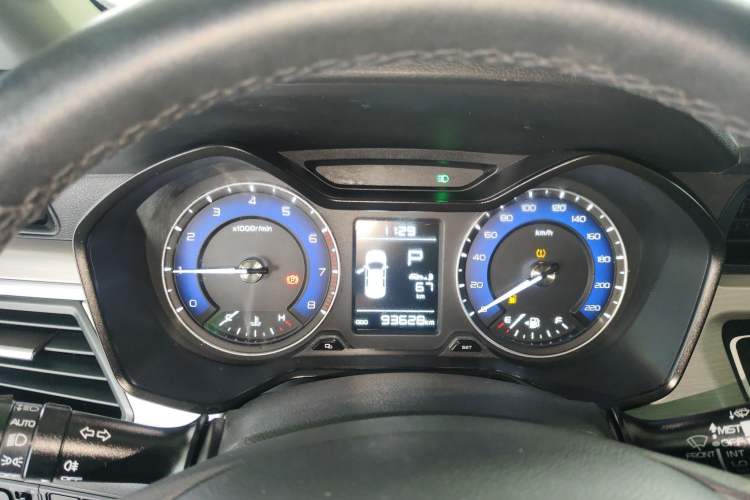 Used Geely Auto Vision X3 2019 Upgraded Model 1.5L CVT Prestige Version Instrument Cluster