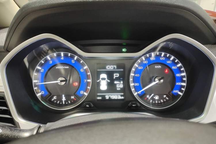 Used Geely Auto Vision X3 2019 Upgraded Model 1.5L CVT Elite Version Instrument Cluster