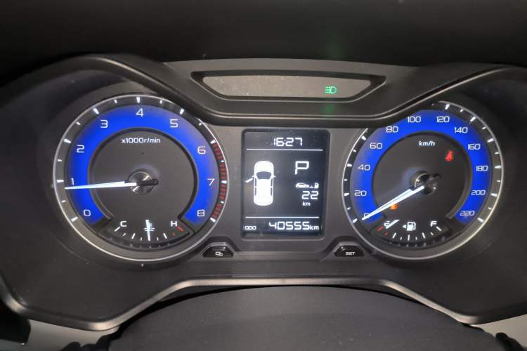 Used Geely Auto Vision X3 2019 Upgraded Model 1.5L CVT Elite Version Instrument Cluster
