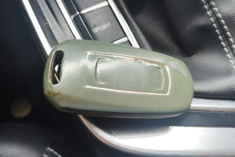 Used Geely Auto Vision X3 2019 Upgraded Model 1.5L CVT Elite Version Interior 1