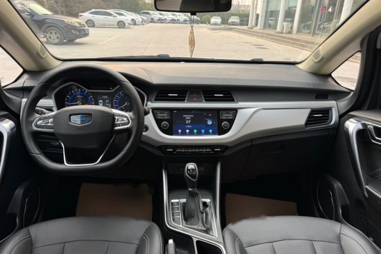 Used Geely Auto Vision X3 2019 Upgraded Model 1.5L CVT Elite Version Interior 1