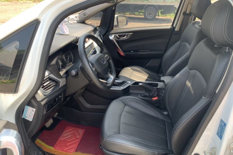 Used Geely Auto Vision X3 2019 Upgraded Model 1.5L CVT Prestige Version Interior 2