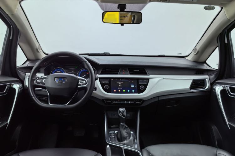Used Geely Auto Vision X3 2019 Upgraded Model 1.5L CVT Elite Version Interior 2