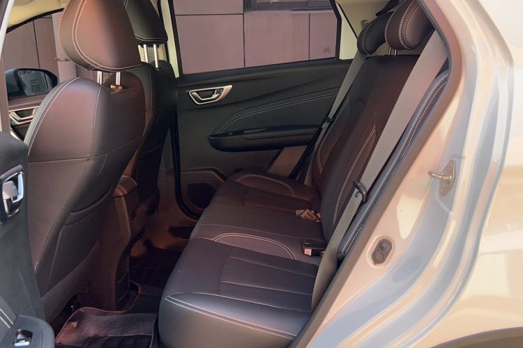 Used Geely Auto Vision X3 2019 Upgraded Model 1.5L CVT Prestige Version Interior 2