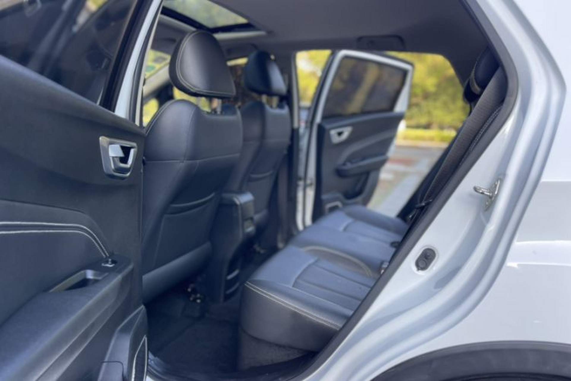 Used Geely Auto Vision X3 2019 Upgraded Model 1.5L CVT Prestige Version Interior 3
