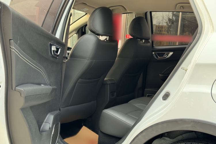 Used Geely Auto Vision X3 2019 Upgraded Model 1.5L CVT Elite Version Interior 3
