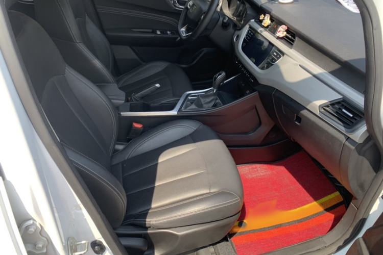 Used Geely Auto Vision X3 2019 Upgraded Model 1.5L CVT Prestige Version Interior 6