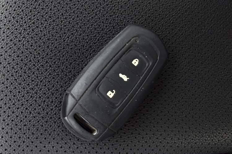 Used Geely Auto Vision X3 2019 Upgraded Model 1.5L CVT Elite Version Interior 8