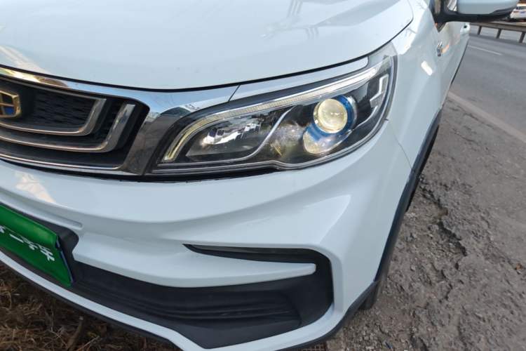 Used Geely Auto Vision X3 2019 Upgraded Model 1.5L Manual Elite Version Left Front Headlight