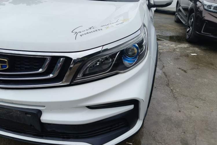Used Geely Auto Vision X3 2019 Upgraded Model 1.5L CVT Elite Version Left Front Headlight