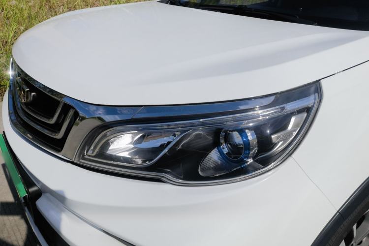 Used Geely Auto Vision X3 2019 Upgraded Model 1.5L CVT Prestige Version Left Front Headlight