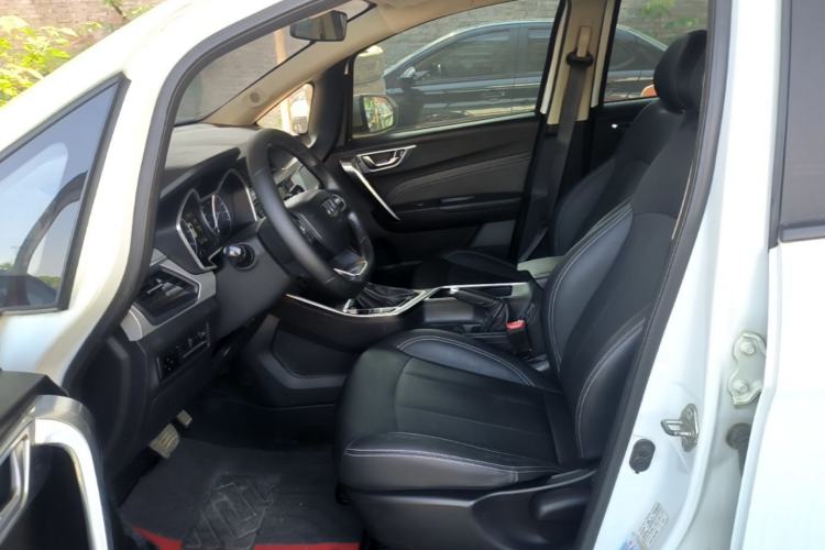 Used Geely Auto Vision X3 2019 Upgraded Model 1.5L CVT Elite Version Left Front Seat