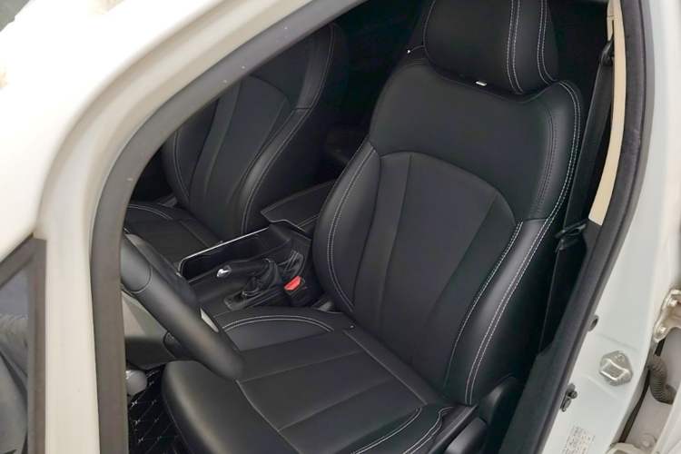 Used Geely Auto Vision X3 2019 Upgraded Model 1.5L CVT Elite Version Left Front Seat