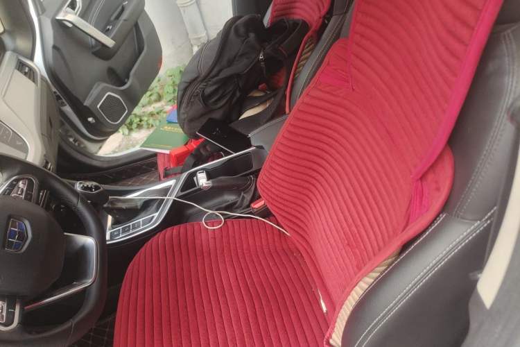 Used Geely Auto Vision X3 2019 Upgraded Model 1.5L CVT Prestige Version Left Front Seat