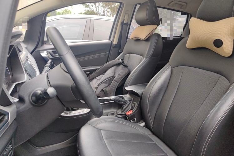 Used Geely Auto Vision X3 2019 Upgraded Model 1.5L CVT Prestige Version Left Front Seat