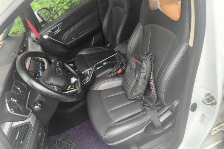 Used Geely Auto Vision X3 2019 Upgraded Model 1.5L Manual Elite Version Left Front Seat