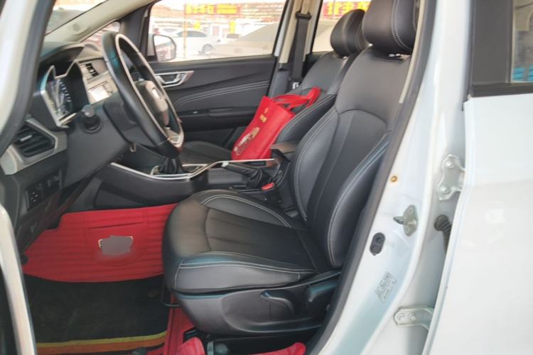 Used Geely Auto Vision X3 2019 Upgraded Model 1.5L Manual Luxury Version Left Front Seat