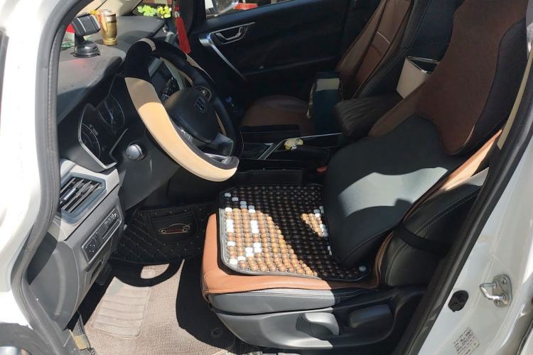 Used Geely Auto Vision X3 2019 Upgraded Model 1.5L CVT Prestige Version Left Front Seat