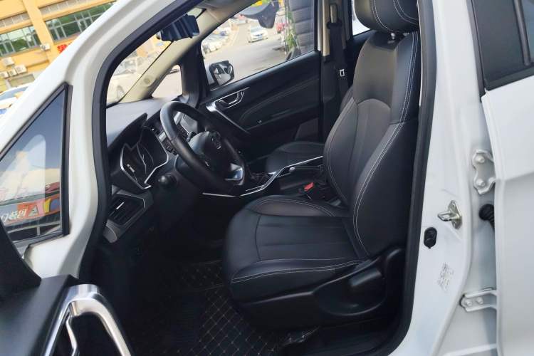 Used Geely Auto Vision X3 2019 Upgraded Model 1.5L Manual Elite Version Left Front Seat