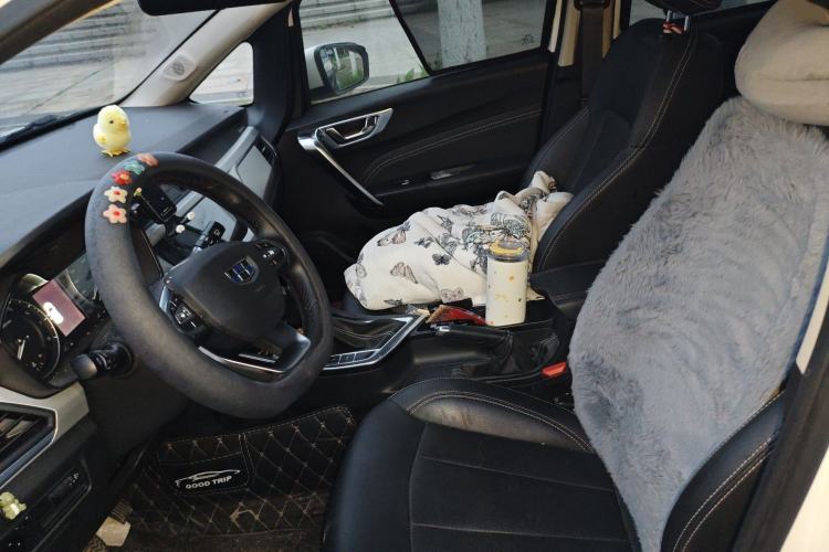 Used Geely Auto Vision X3 2019 Upgraded Model 1.5L CVT Elite Version Left Front Seat