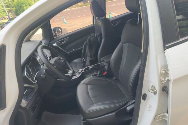 Used Geely Auto Vision X3 2019 Upgraded Model 1.5L CVT Elite Version Left Front Seat
