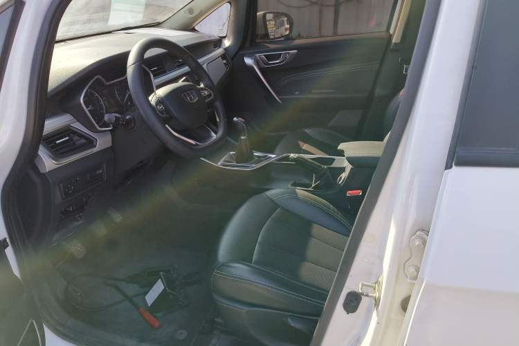Used Geely Auto Vision X3 2019 Upgraded Model 1.5L Manual Luxury Version Left Front Seat
