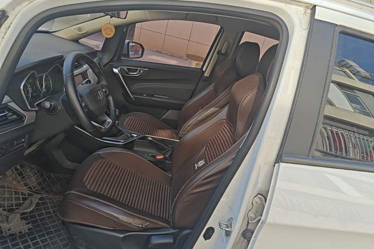 Used Geely Auto Vision X3 2019 Upgraded Model 1.5L Manual Elite Version Left Front Seat