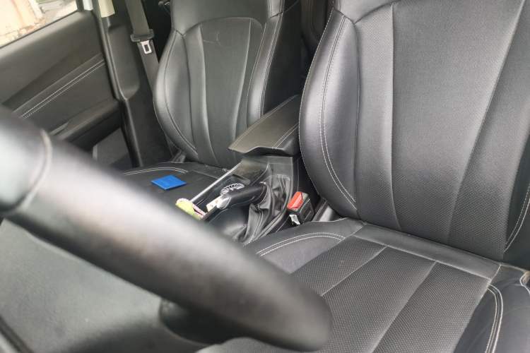 Used Geely Auto Vision X3 2019 Upgraded Model 1.5L CVT Prestige Version Left Front Seat