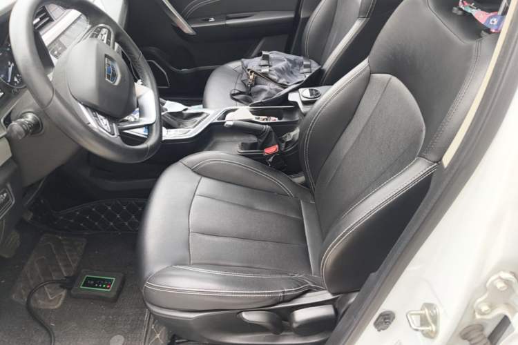 Used Geely Auto Vision X3 2019 Upgraded Model 1.5L CVT Prestige Version Left Front Seat