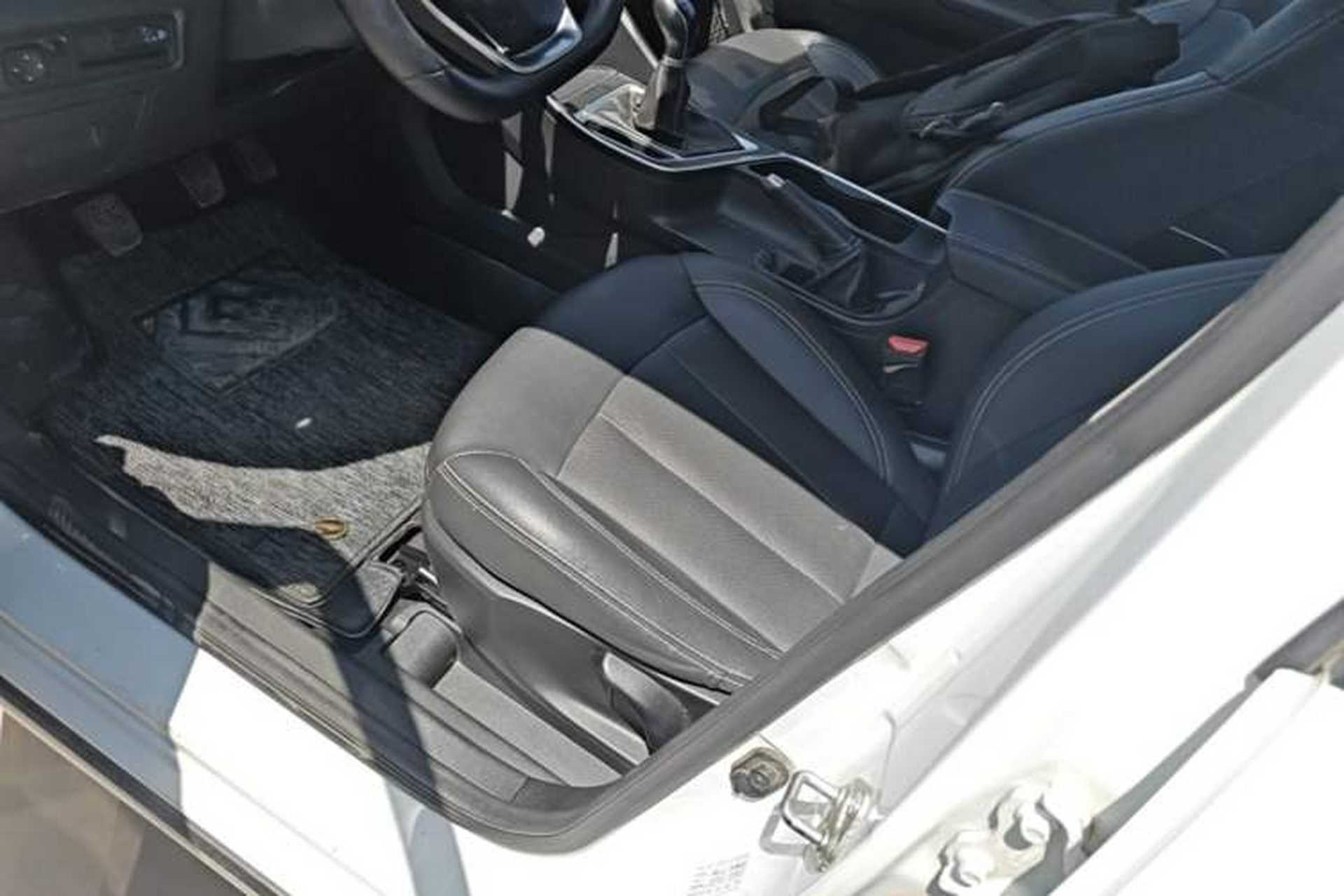 Used Geely Auto Vision X3 2019 Upgraded Model 1.5L Manual Luxury Version Left Front Seat