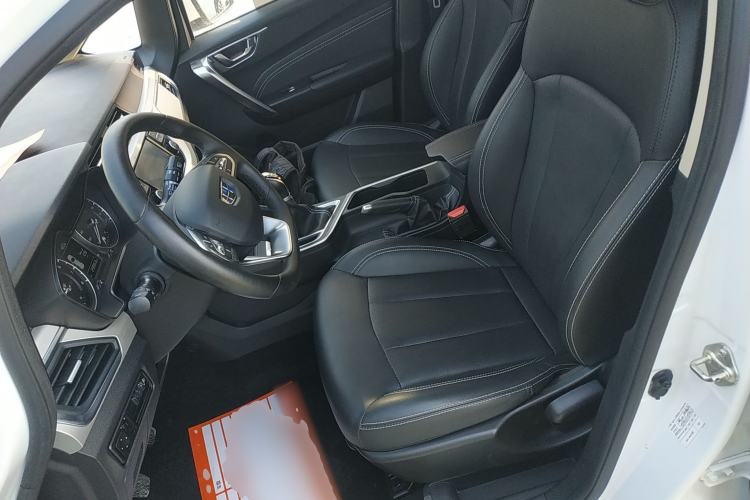 Used Geely Auto Vision X3 2019 Upgraded Model 1.5L Manual Elite Version Left Front Seat