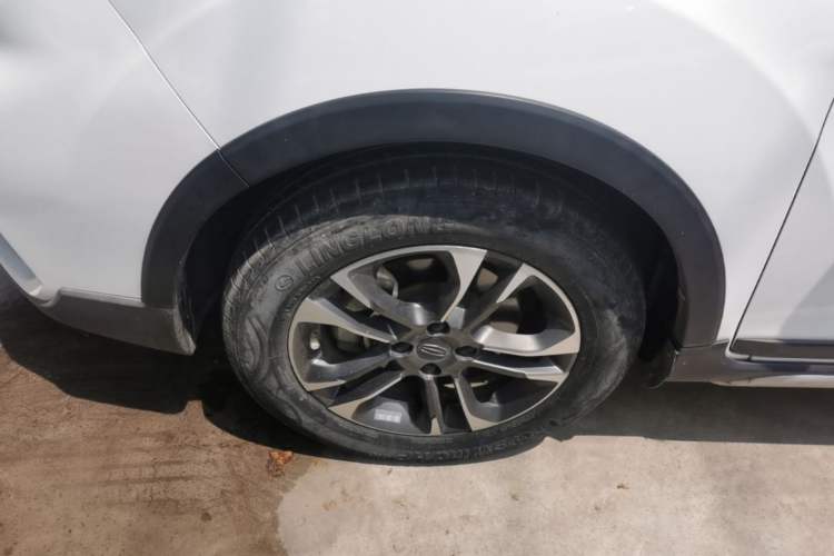 Used Geely Auto Vision X3 2019 Upgraded Model 1.5L Manual Elite Version Left Front Wheel Hub