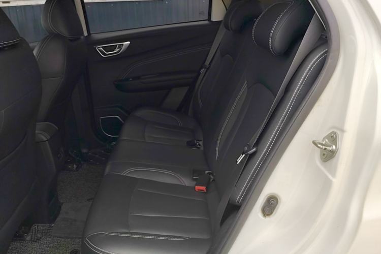 Used Geely Auto Vision X3 2019 Upgraded Model 1.5L CVT Elite Version Left Rear Seat