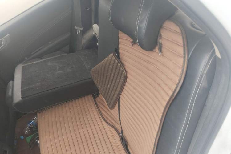 Used Geely Auto Vision X3 2019 Upgraded Model 1.5L Manual Elite Version Left Rear Seat