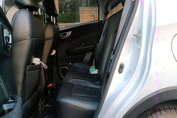 Used Geely Auto Vision X3 2019 Upgraded Model 1.5L CVT Prestige Version Left Rear Seat