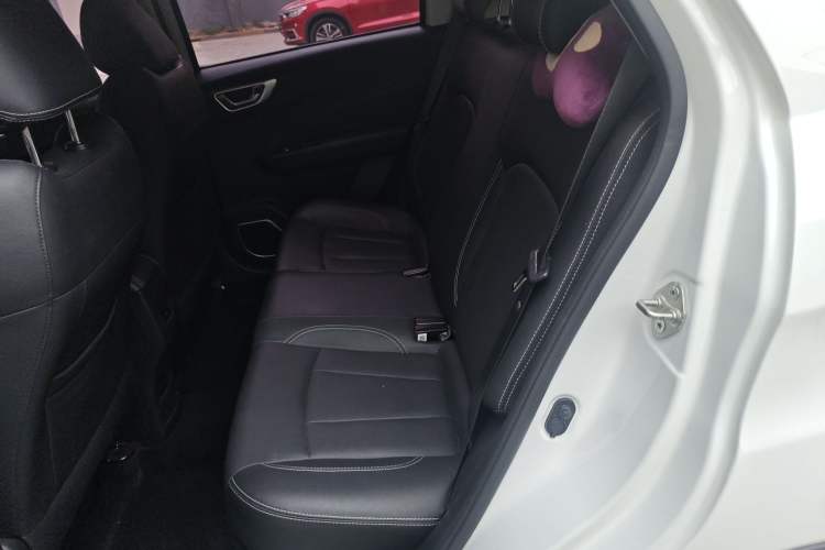 Used Geely Auto Vision X3 2019 Upgraded Model 1.5L CVT Elite Version Left Rear Seat