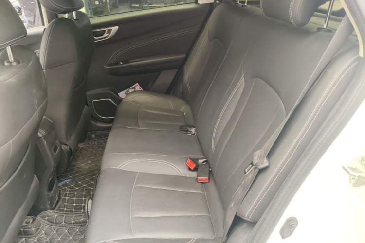 Used Geely Auto Vision X3 2019 Upgraded Model 1.5L CVT Prestige Version Left Rear Seat